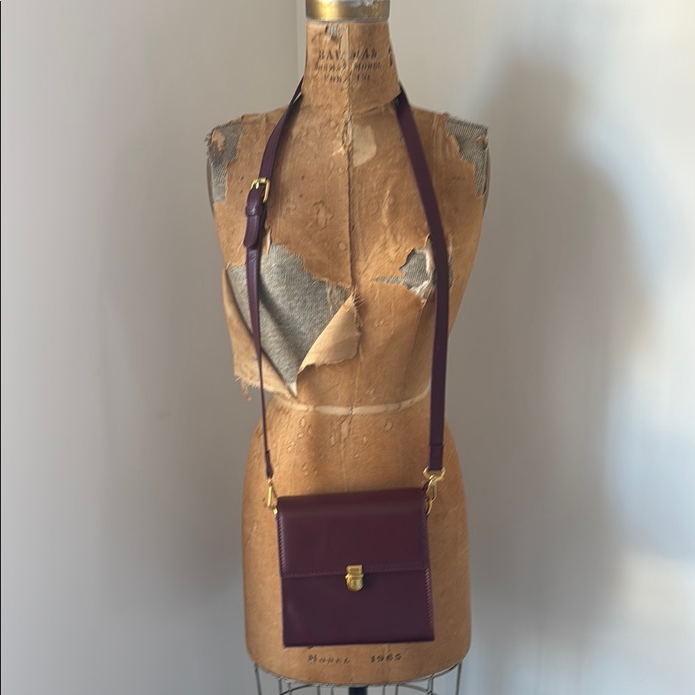 Elegant Purple Crossbody Bag